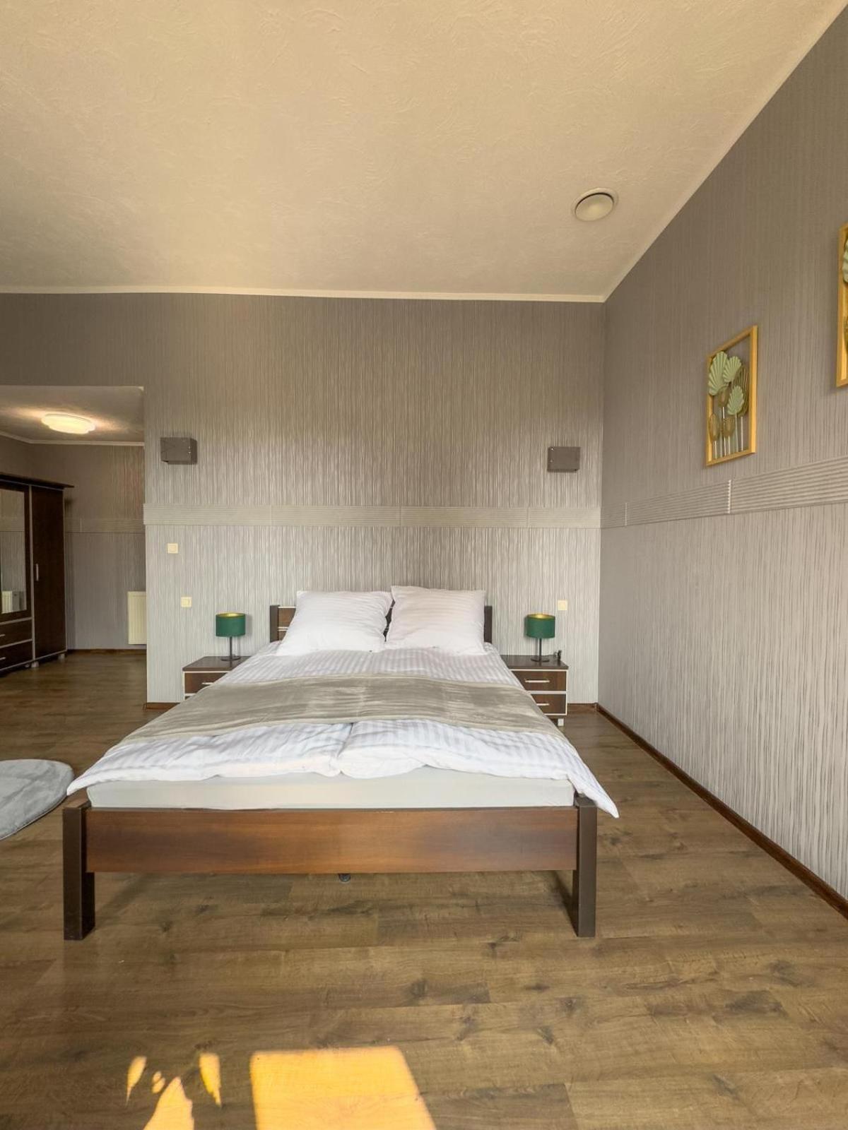 Hotel Kamienica à Sulęcin Extérieur photo