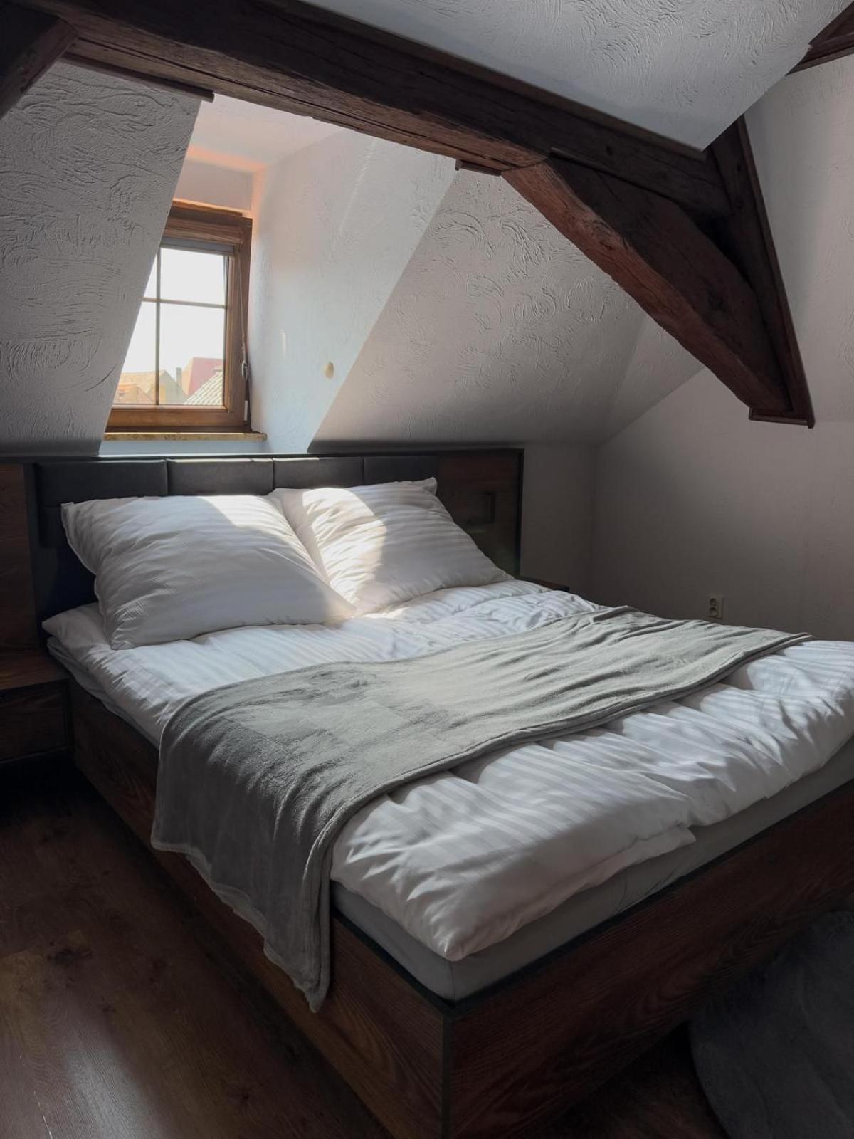 Hotel Kamienica à Sulęcin Extérieur photo
